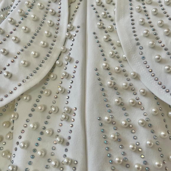 Look Beyond The Pearls Dress - White Small - Picture 2 of 5
